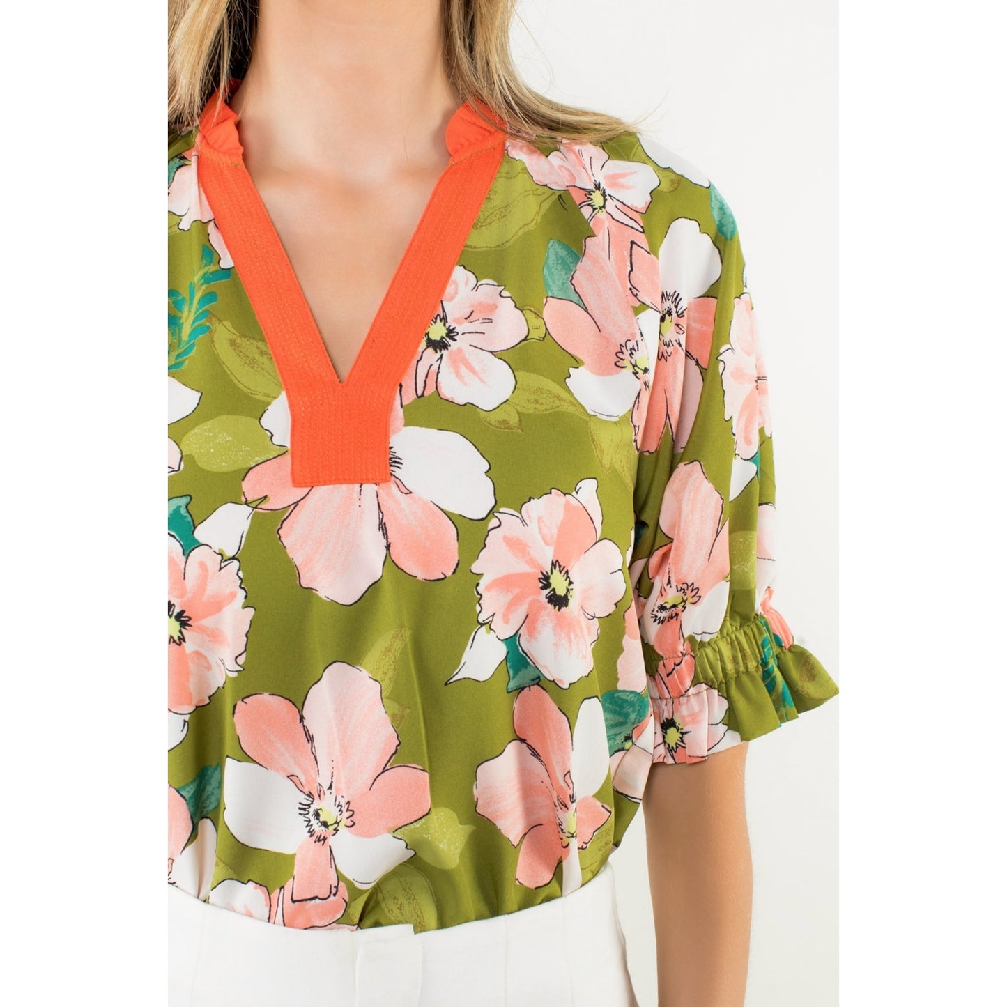 Contrast Trim Floral Half Sleeve Top