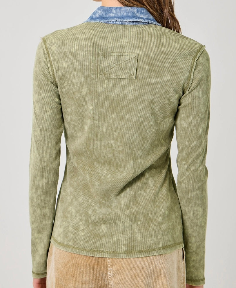 The Laurel Knit Button Up