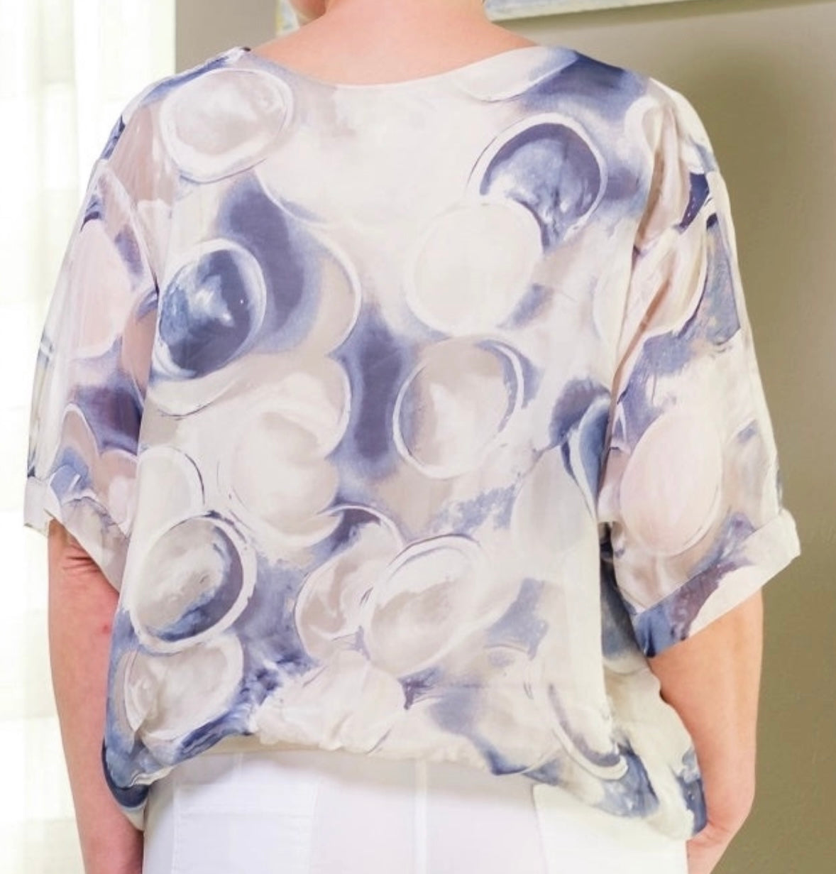 The Abella Top—Circle V-Neck Band Waist