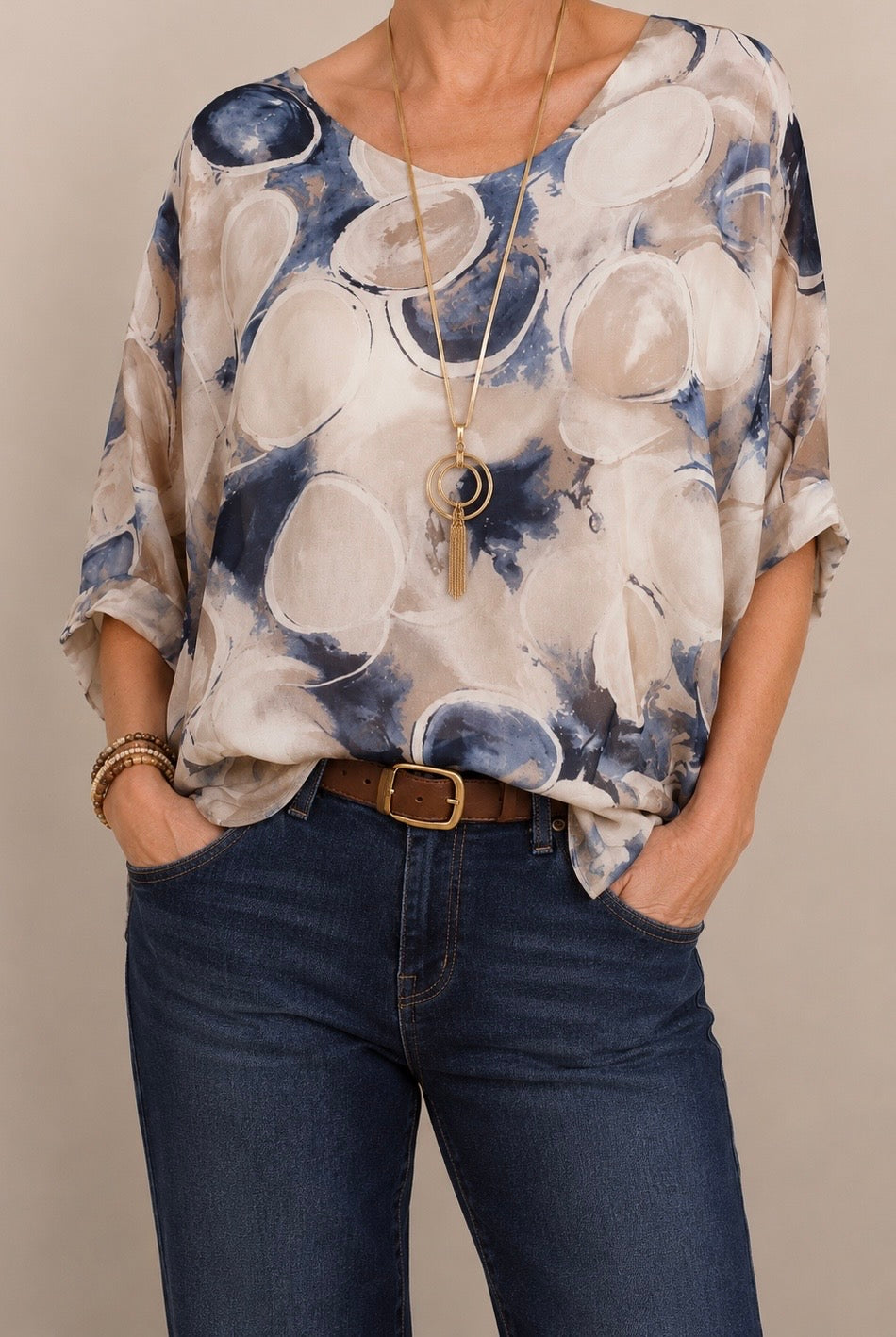 The Abella Top—Circle V-Neck Band Waist